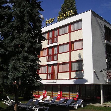 Rev Szallo Balaton Szantod Exterior photo
