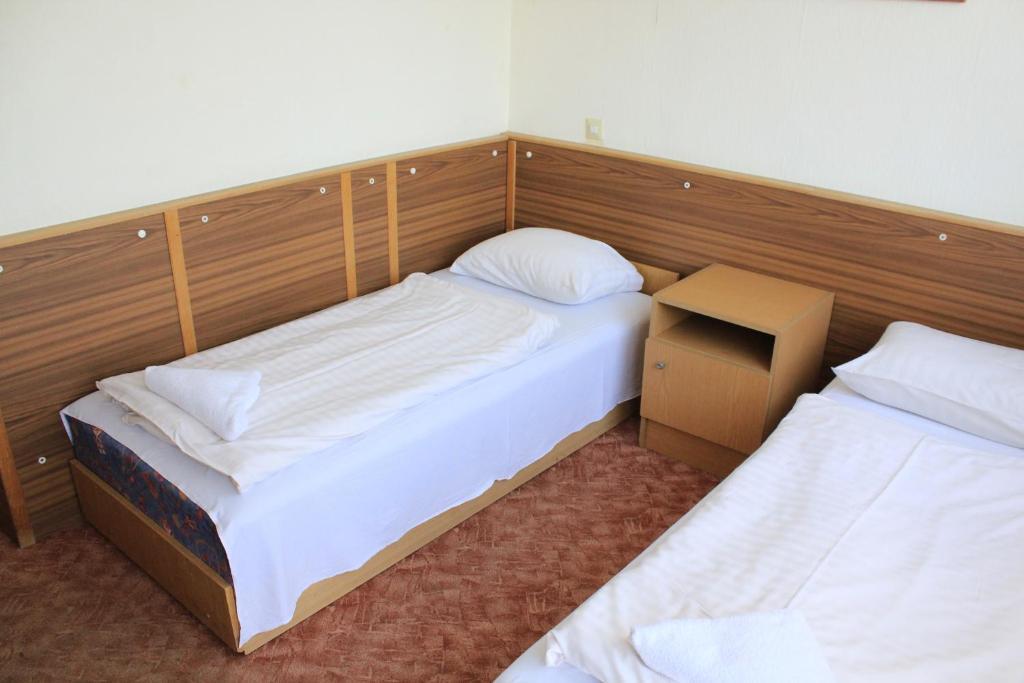 Rev Szallo Balaton Szantod Room photo